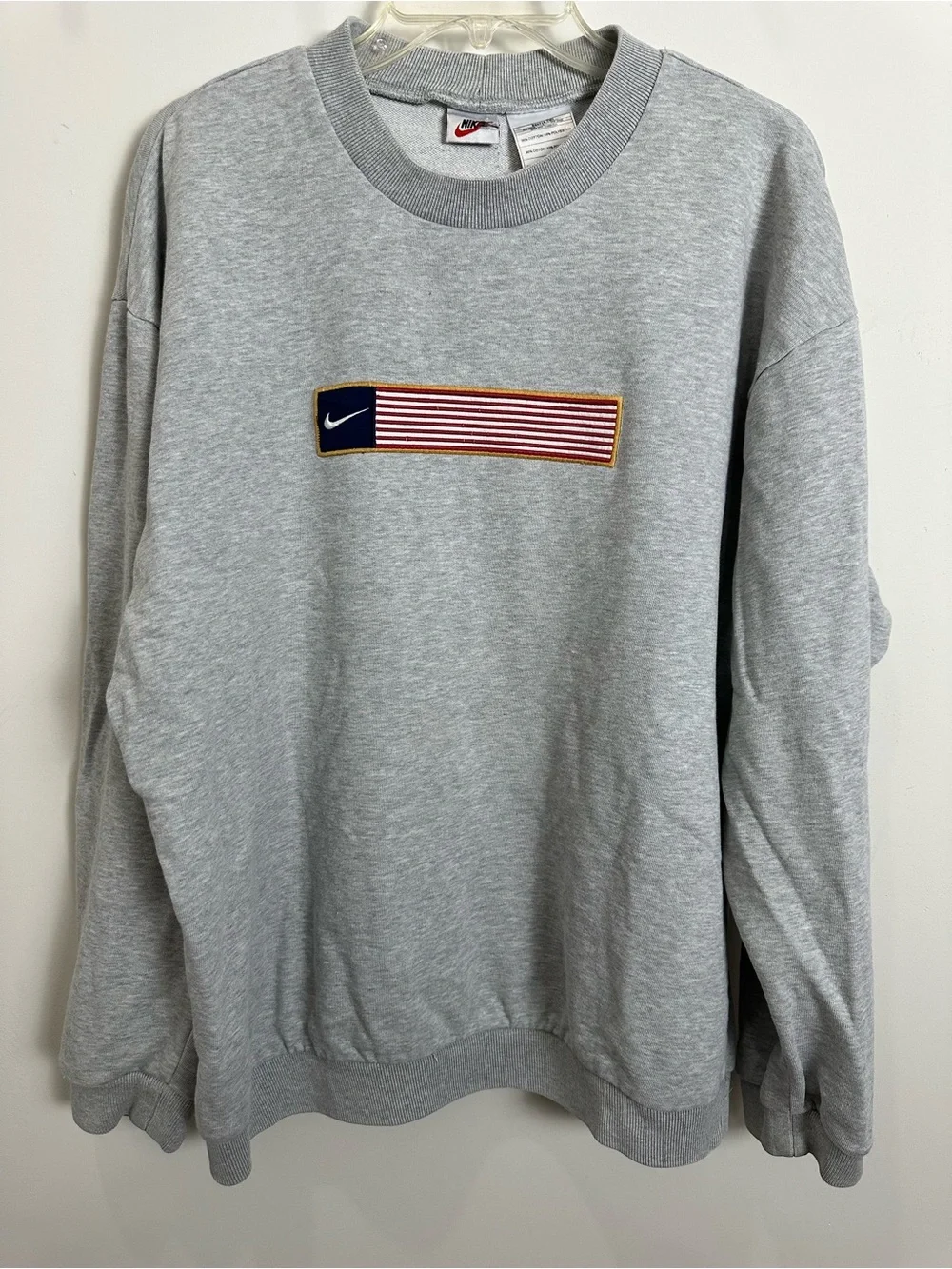 Rare Vintage Nike Gray Crewneck Sweatshirt with USA Flag - Large